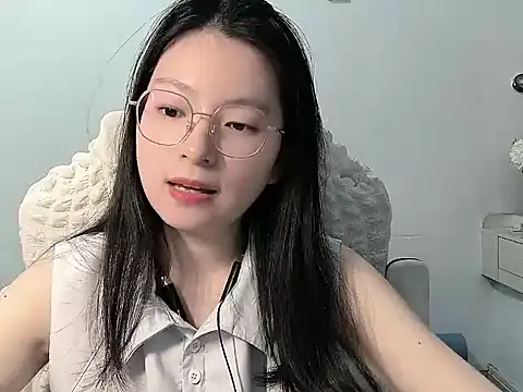 eeya-36 - Eeya-36's free webcam - UK Sex Cams