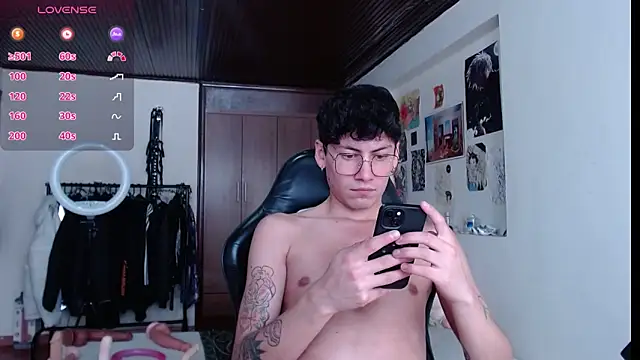 Amahd696 live sex cam