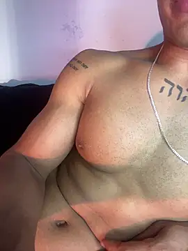 maicol_xxxx (Ask my age) - Cum show public 😳😳🤯🤯😈😈