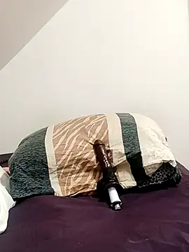 JOHANNA9MOI02 live sex cam