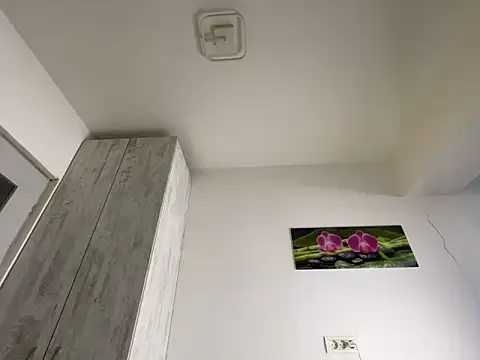 blueeyes_bb (F teen) - Spit more