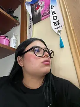 alissonfernandez_ (G young) - Nana spanks my ass 🫣