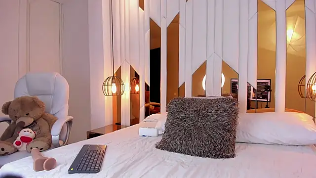 carolinaferrer - CarolinaFerrer's free webcam - UK Sex Cams