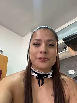 pretty__milf - Pretty__Milf's free webcam - UK Sex Cams