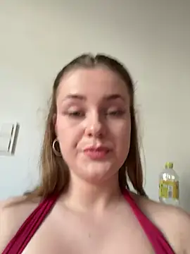 MaribelRiver Live Webcam on Stripchat