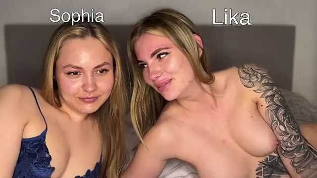 PinkNoir Live Webcam on Stripchat