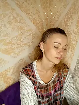 nitaxsky - NitaXSky's free webcam - UK Sex Cams