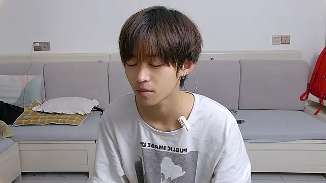 buding-001's live cam