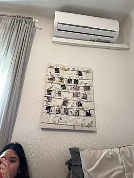 daniniescobarr live sex cam