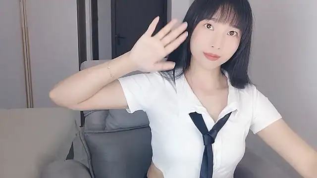 lisa-3333 - Lisa-3333's free webcam - UK Sex Cams