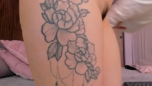 tatikiss_ live sex cam