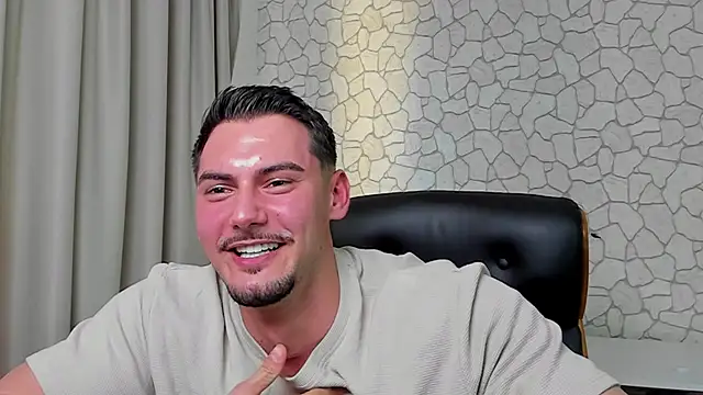 ClintMasters live sex cam