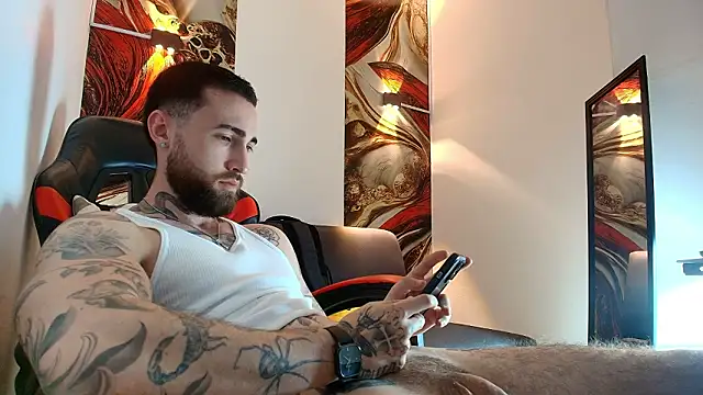 luke_davis01 (M young) - BIG LOAD OUTT! 🍆😈🥵💦 CHOSSE WHERE