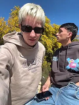 alphatwinks (G young) - JERK OFF 2 DICK 1 MIN