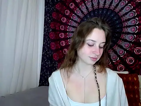 adalynkiss - AdalynKiss's free webcam - UK Sex Cams