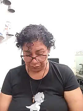 Webcam Model (Pupi-Lanegra)  is live.Free join now!