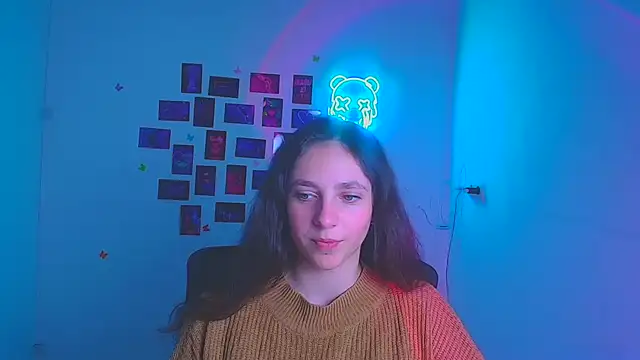 kissmejulia - KissMeJulia's free webcam - UK Sex Cams