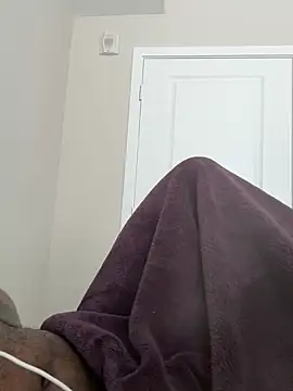 makeherfeelg - Makeherfeelg's free webcam - UK Sex Cams