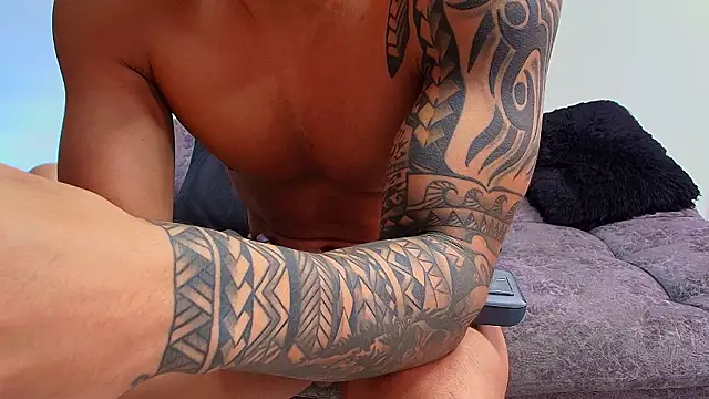 Live sex cam of BrayaanFit