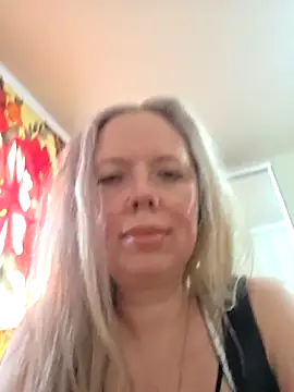 Irina3718 live sex cam