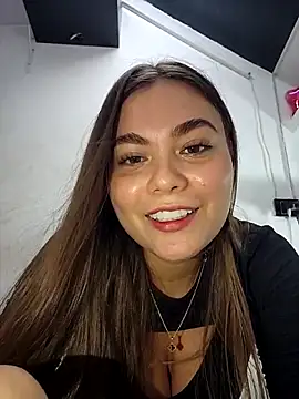 rapunzel069 (F young) - show ass + oil + Spank ass 15x 🍑👋