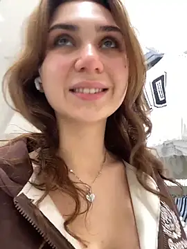 quitielia (F teen) - 🔥Body tour in panties🔥