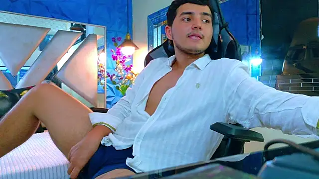 Preview of oliver_jamees