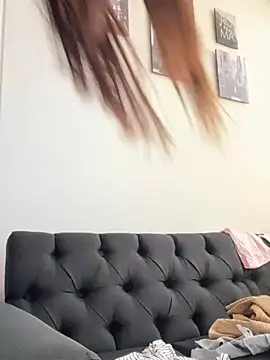 Webcam Model (Pretty__Milf) is live