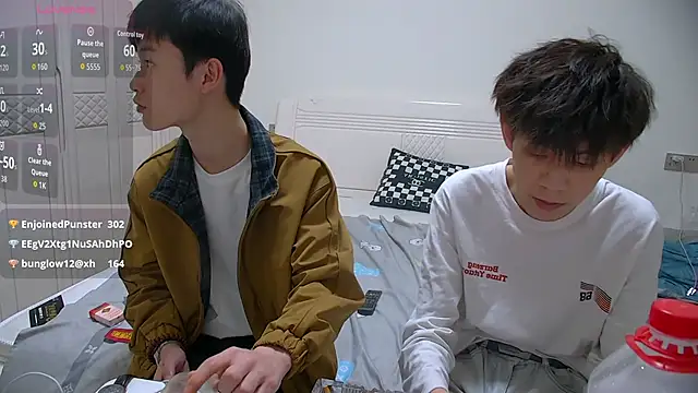 paofu-001 Live Webcam on Stripchat