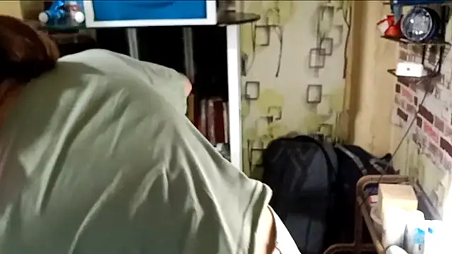 tenniereichow - TennieReichow's free webcam