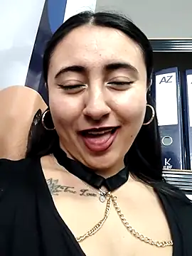 _Sarah-Office1 webcam