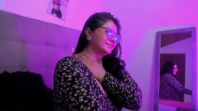 TifanyAmazinng webcam