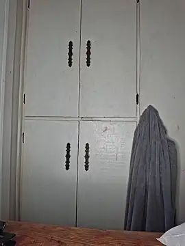 Webcam Model (VelvetVixen_735)  is live.Free join now!