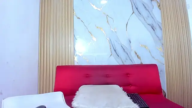 Luluu_08 live sex cam