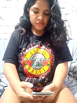 Webcam Model (sivi22) is live