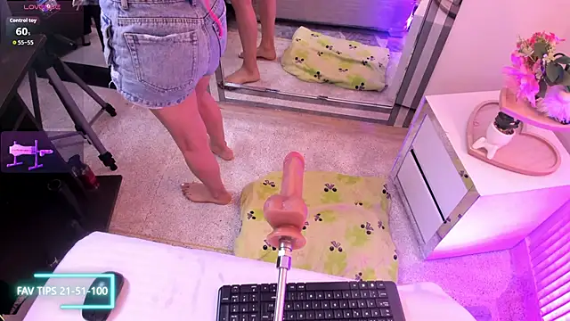 isabellamendez_ (F young) - Drestroy My Throtah + Control Machine