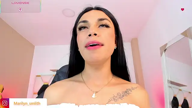 MarilynSmIith Live Webcam on Stripchat