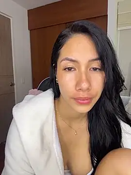 arianareynoldss - ArianaReynoldss's free webcam - UK Sex Cams