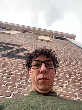 titannoir - TitanNoir's free webcam - UK Sex Cams