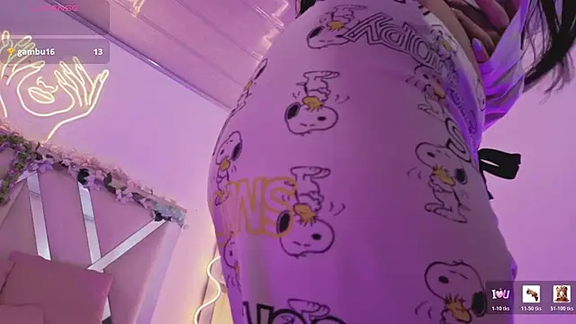 zury_tay - ZURY_TAY's free webcam