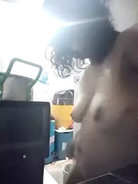 hotaniani - Hotaniani's free webcam