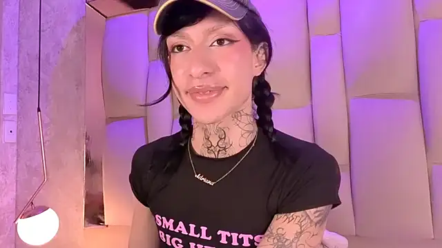 madisonwood01 (T teen) - STAND UP + SPREAD ASS