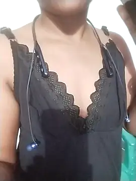 Varsha21 Live Webcam on Stripchat