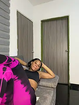 HallyBans Hottest Webcams