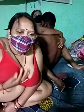 LoveOnStream live sex cam