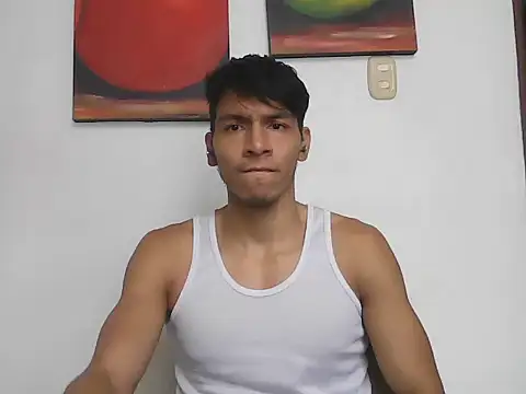 Live sex cam of Patrick3_5556