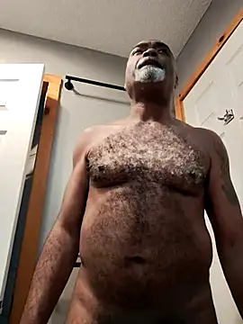 sinnernoir (M mature) - start masturbating