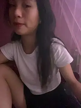 jolly9988 (F teen) - Ước được bụt thương