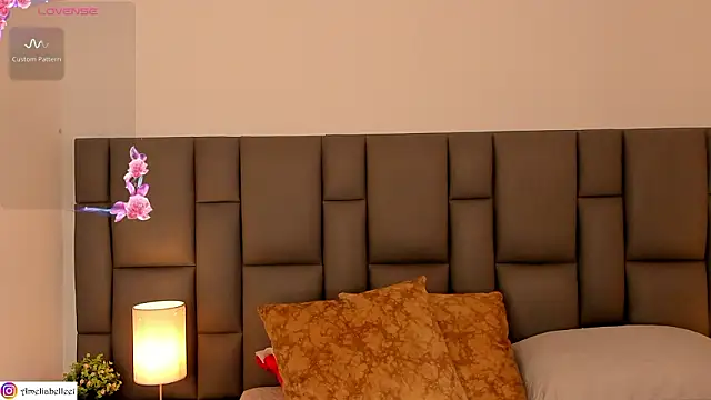 amelie_belle_ - Amelie_Belle_'s free webcam - UK Sex Cams