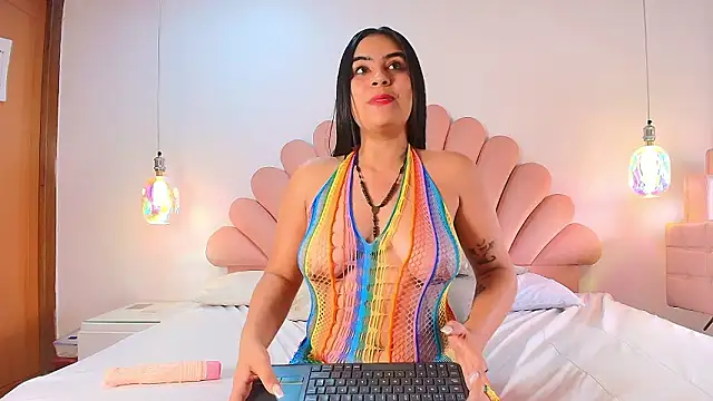 victoria_lanne - Victoria_lanne's free webcam - UK Sex Cams